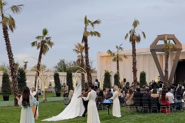 باغ تالار دیاموند